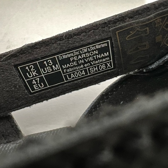 Dr. Martens Men’s Pearson Leather Webbing Strap Sandal - Picture 9 of 12